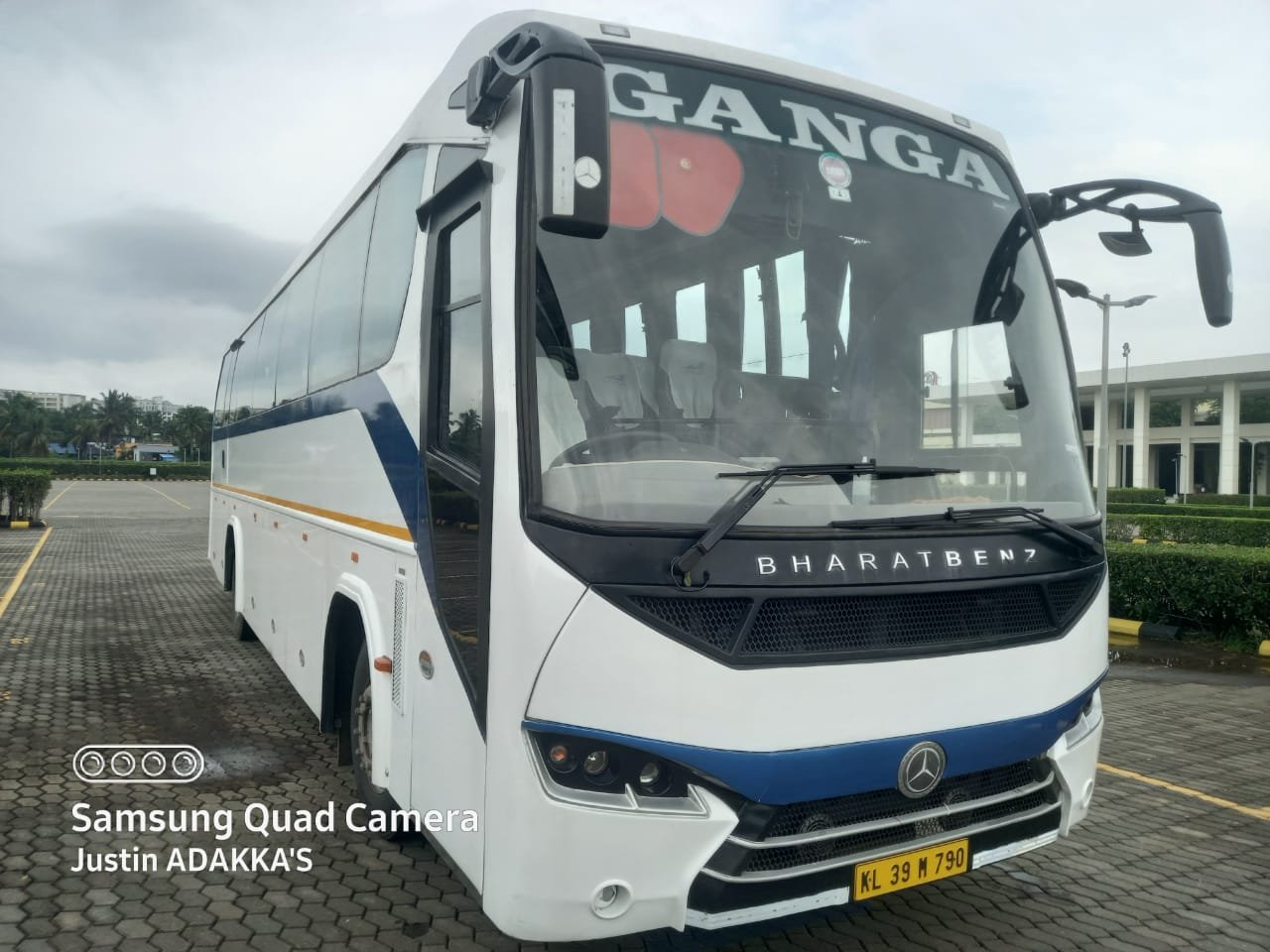 AC Benz bus 45 seater